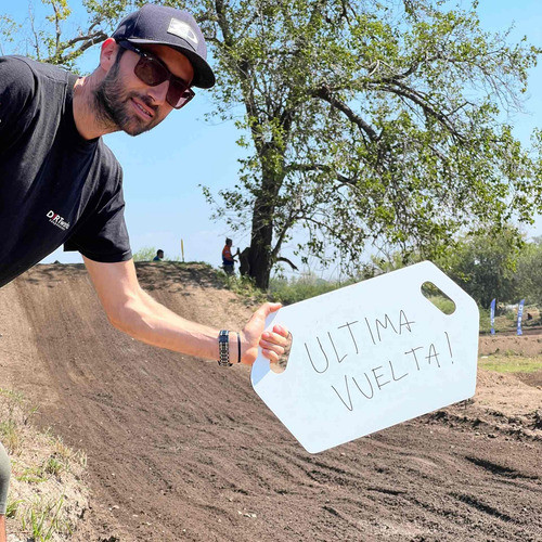 Pizarra Blanca Marcador 53x30 Movil Con Manijas 1