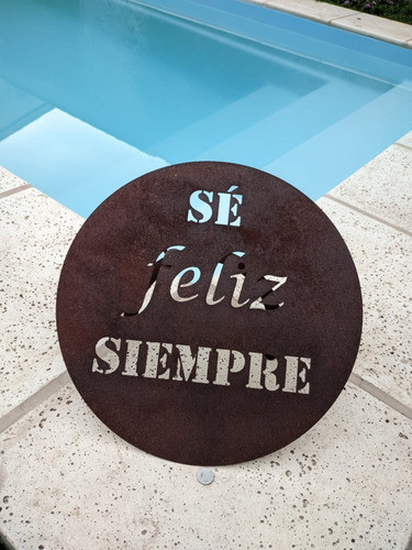 Enrolla Manguera En Óxido Vintage Se Feliz 1