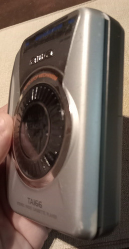 Walkman Aiwa, Modelo Tai66. No Sony. Funcionando. Leer Bien. 1