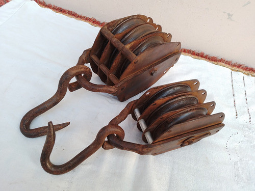 Antigua Roldana Aparejo Triple Pasteca Hierro Muy Robusta 0