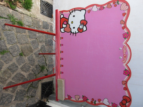 Pizarrón De Kitty Con Base Y Borrador, Impecable Estado!! 0