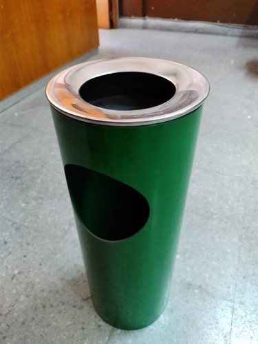 Cenicero De Pie De Oficina Con Papelero Vintage 1