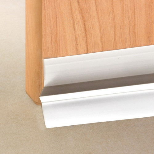 Zócalo Puerta Burlete Adhesivo 1 Metro 3 Capas Pvc Blanco 0