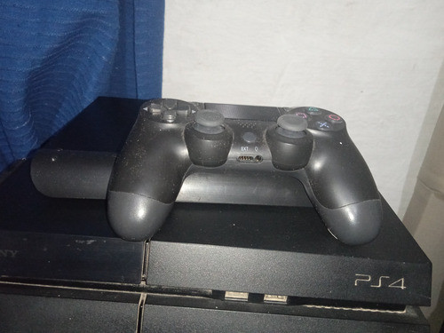 Playstation 4. Se Vende Por No Usar. 0