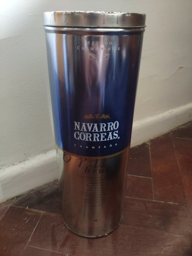 Champagne Navarro Correas Extra Brut 750 C/ Estuche 1