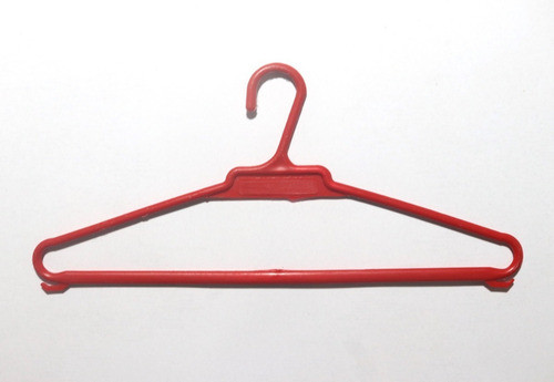 Perchas Plásticas Color Rojo Oscuro Pack X50 0