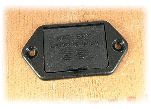 C. Si. Gitty 2pc. Bandeja De Batería De 9 Voltios - Montaje 1