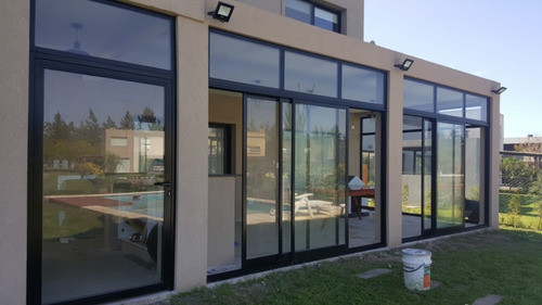 Cerramientos De Aluminio - Techos De Policarbonato 0