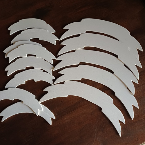 Cintas En Fibrofacil Pintadas. 1