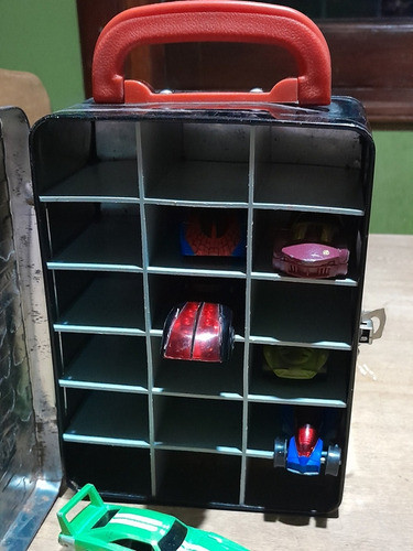Caja Metálica Hotwheels Guarda 18 Autos . No Incluye Autitos 1