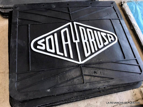 Guardafango De Goma Sola Y Brusa 600 X 520mm 1