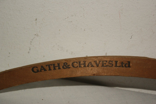 Antigua Percha Gath Y Chaves Ltd Confección Señoras 1