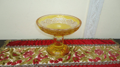 Centro Cristal Antiguo Con Pie Impresionante Tallado Miralo 0