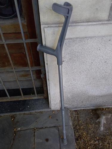 Baston Canadiense Regulable Usado 0