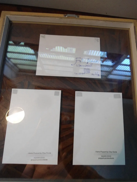 Manga Art Glass Frame – Pierre Poppet / Clay Davis – Double-Sided Glass – 40 x 45 cm – Used