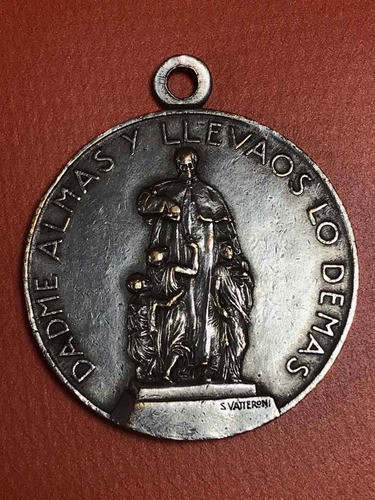 Medalla | Dadme Almas Y Llevaos Lo Demás | 0