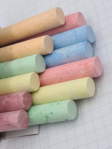 Tiza Color Katana Caja X 12 Unidades No Toxica Escolar 8 Cm 1