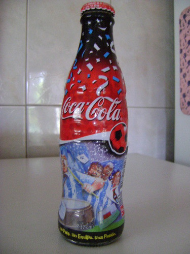 Coca Cola Botella Mundial De Futbol Corea Japon 2002 Llena 0