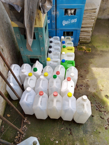 Bidones X20 D/5litros En Buen Estado Usados 0