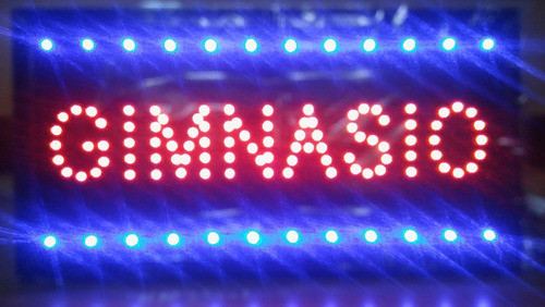 Cartel Led Pilates Gym Aparatos Natacion Aerobic Abierto 1