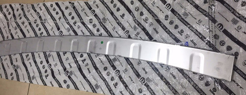 Revestimiento Pisadera Cromado Paragolpe Trasero Fiat Toro Volcano Freedom Original® 1