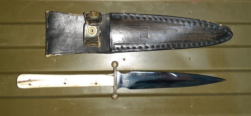 Daga Antigua Terbutz 1