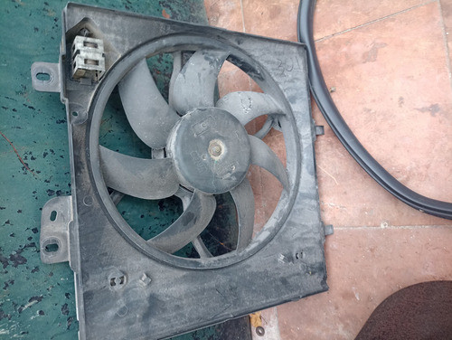 Electro Ventilador Con Soporte Peugeot 301 /2014 Motor 1600 1