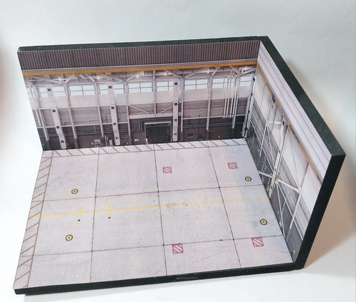 Base Diorama De Un Hangar P Maqueta O Avion D Colección 1/72 1