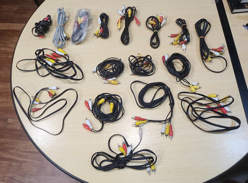 Lote 17 Cables Rca De Audio Y Video: Blanco, Rojo Y Amarillo 1