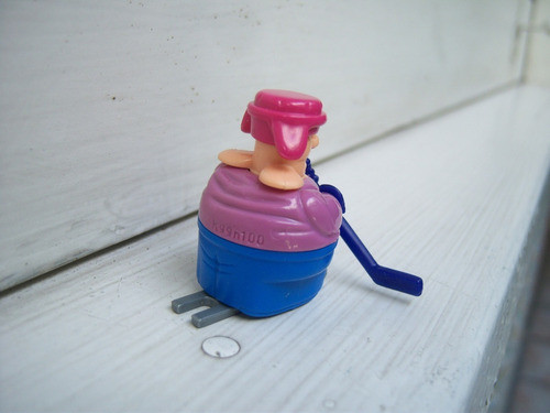 Jugador De Jockey . Alto : 3,7 Cm 1