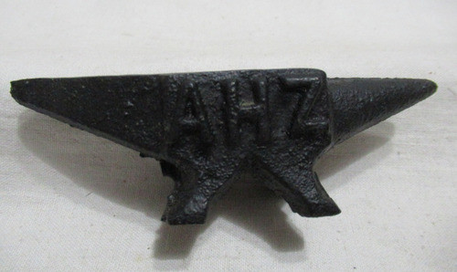 Antiguo Souvenir Ahz Altos Hornos Zapla Jujuy Yunque Arrabio 0