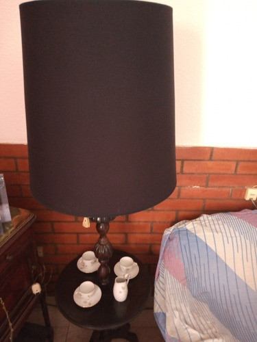 Lámpara De Pie Inglesa Con Mesa De Caoba 0