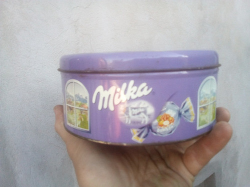 Antigua Lata Vacia Bombon Milka 16,2 Diam X 6,7 Alto 1