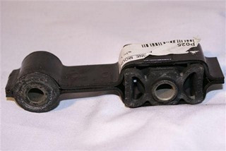 Soporte Del (tensor) Nissan Sunny B12 87-90+ 0