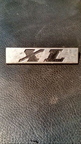 Insignia Trasera Original Peugeot 504 Xl 0