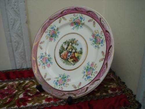 Plato Ingles Con Escena Antigua Y Guarda De Flores Miralo 0