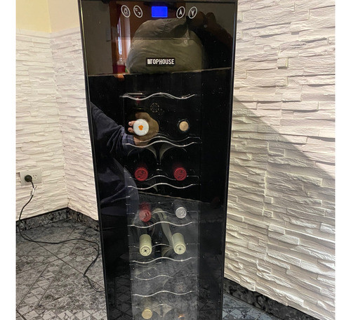 Cava De Vinos Top House 18 Botellas 0