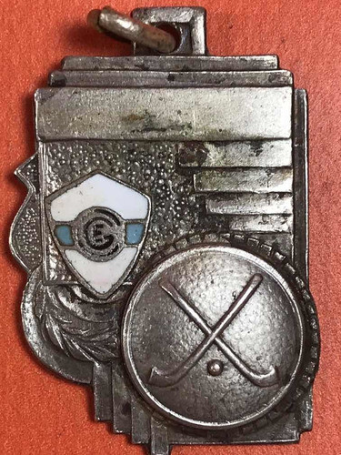 Medalla Club Gimnasia Y Esgrima  # 638 0
