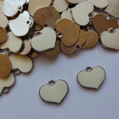 10 Dijes Corazones Esmaltados - Crema - Armado Bijouteria 1