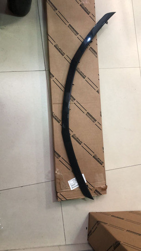 Moldura Superior Parrilla Toyota Etios 2016-18 Original 1