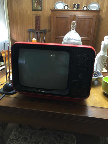 Tv Hitachi Vintage Modelo Kiku 0