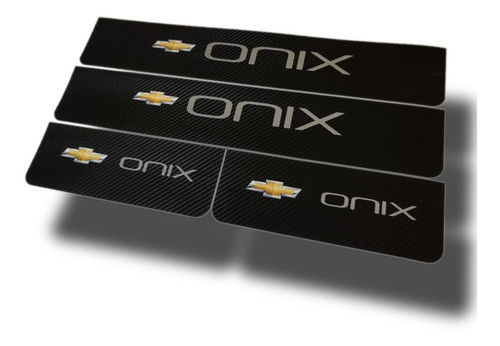 Protector Cubre Zócalos Carbono Chevrolet Onix Envio Gratis 0