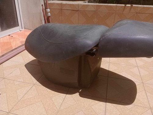 Baul + Asiento Kymco Agility 1