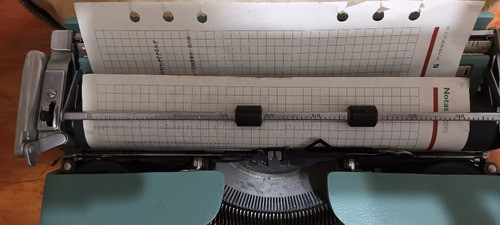 Maquina De Escribir Olivetti Lettera 22 1