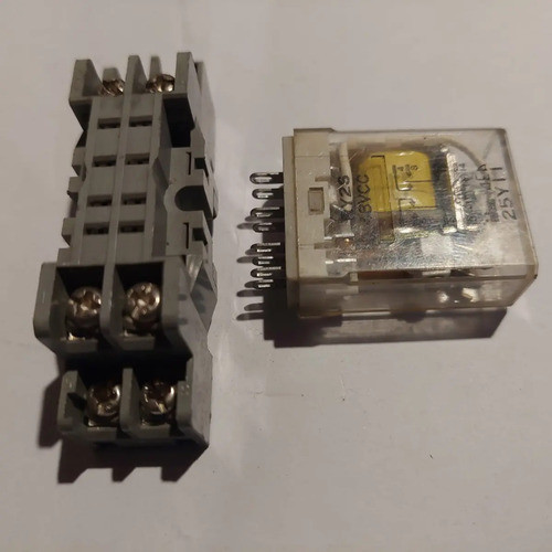 Rele Idec Ry2s 48vcc Doble Inversor Con Zócalo Riel Din 1