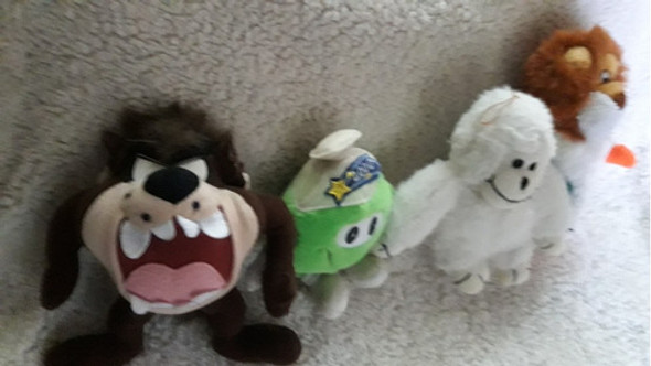 Peluches, Mono,demonio Tanzania,carita Verde,leon,precio C/u 1 Peluches, Mono,demonio Tanzania,carita Verde,leon,precio C/u 1
