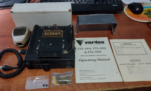 Radio Base Uhf Yahesu Vertex Ftl-1011 De 24 Canales 1