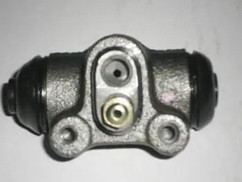 Cilindro Freno Hyydai H100 /1996 Derecho. 0