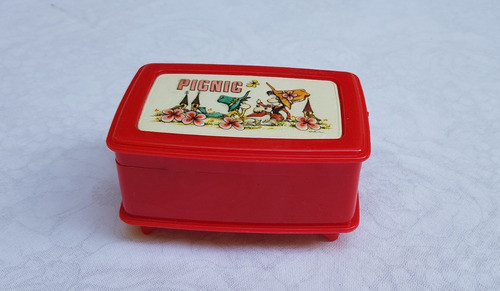 Caja Musical Retro Picnic Lady Mate Japón 0