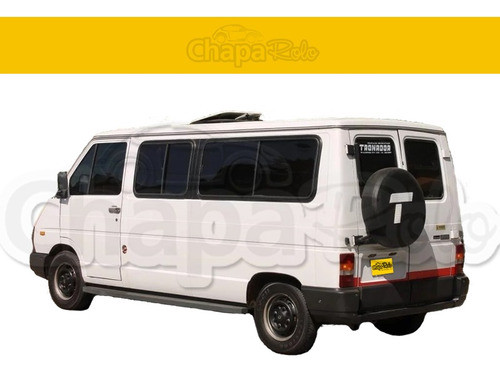 Moldura Porton P/ Renault Trafic 1993 / 2004 1